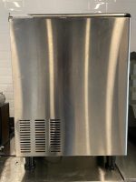 Bullet Ice Machine 25KG 35KG / 24H - Image 2