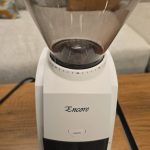 طاحونة أنكور من باراتزا لون ابيض