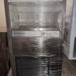 صانعة الثلج بحاويةبسعة تخزين 29كجم ( CB249A)من بريما