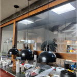 مصباح حراري لتسخين الطعام