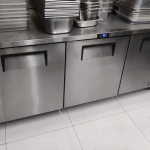 ثلاجة تُوضع تحت السطح بثلاثة أبواب (TUC-72) من ترو