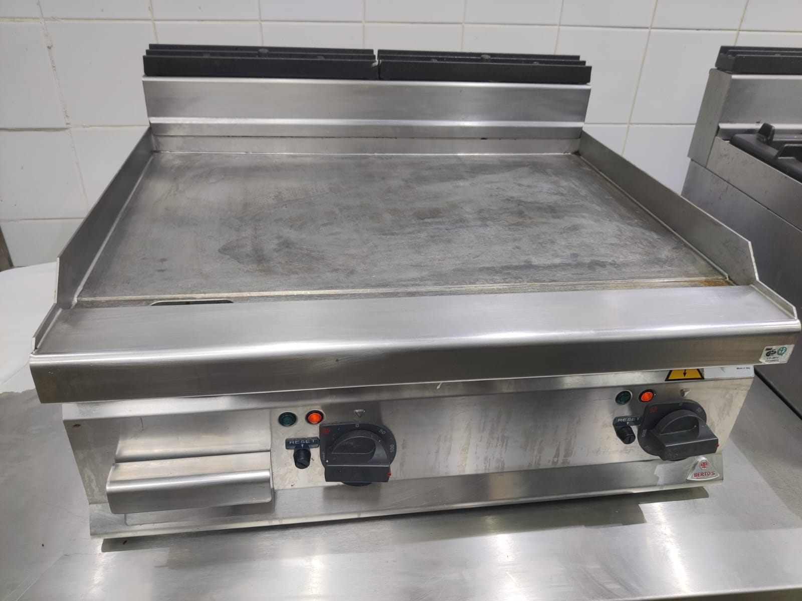 Berto's E7FL8BP-2 Flat Electric Griddle