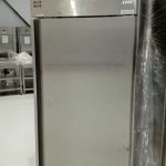 ثلاجة عمودية (SOFUP-585) بباب واحد من صوفيا للتبريد