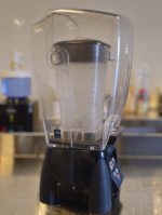 ⁦خلاط كهربائي - 2 لتر من ويرنج⁩ - الصورة ⁦2⁩